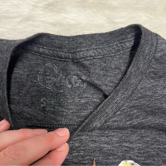 Vintage Queen band gray t-shirt - Picture 2 of 2